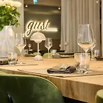 Atlantic Hotel